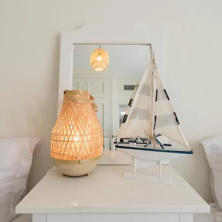 Coastal Chic Centro Apartment Estepona