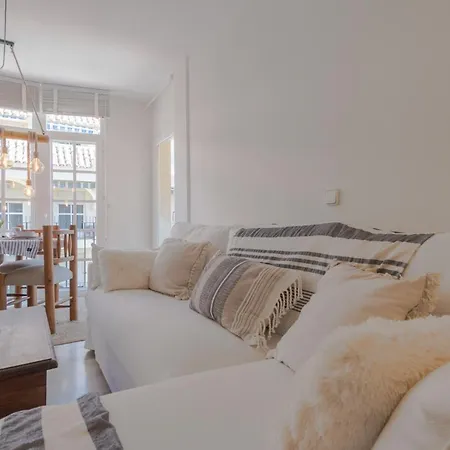 Coastal Chic Centro