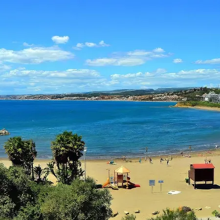 דירה Coastal Chic Centro אסטפונה